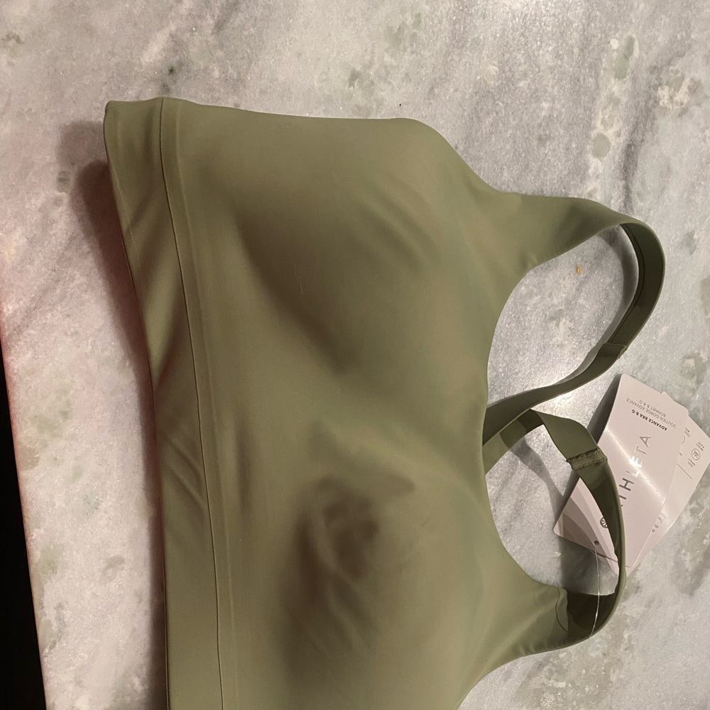 NWT: Athleta bra size 36DD